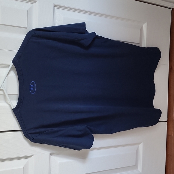 Under Armour tshirt - Picture 2 of 3